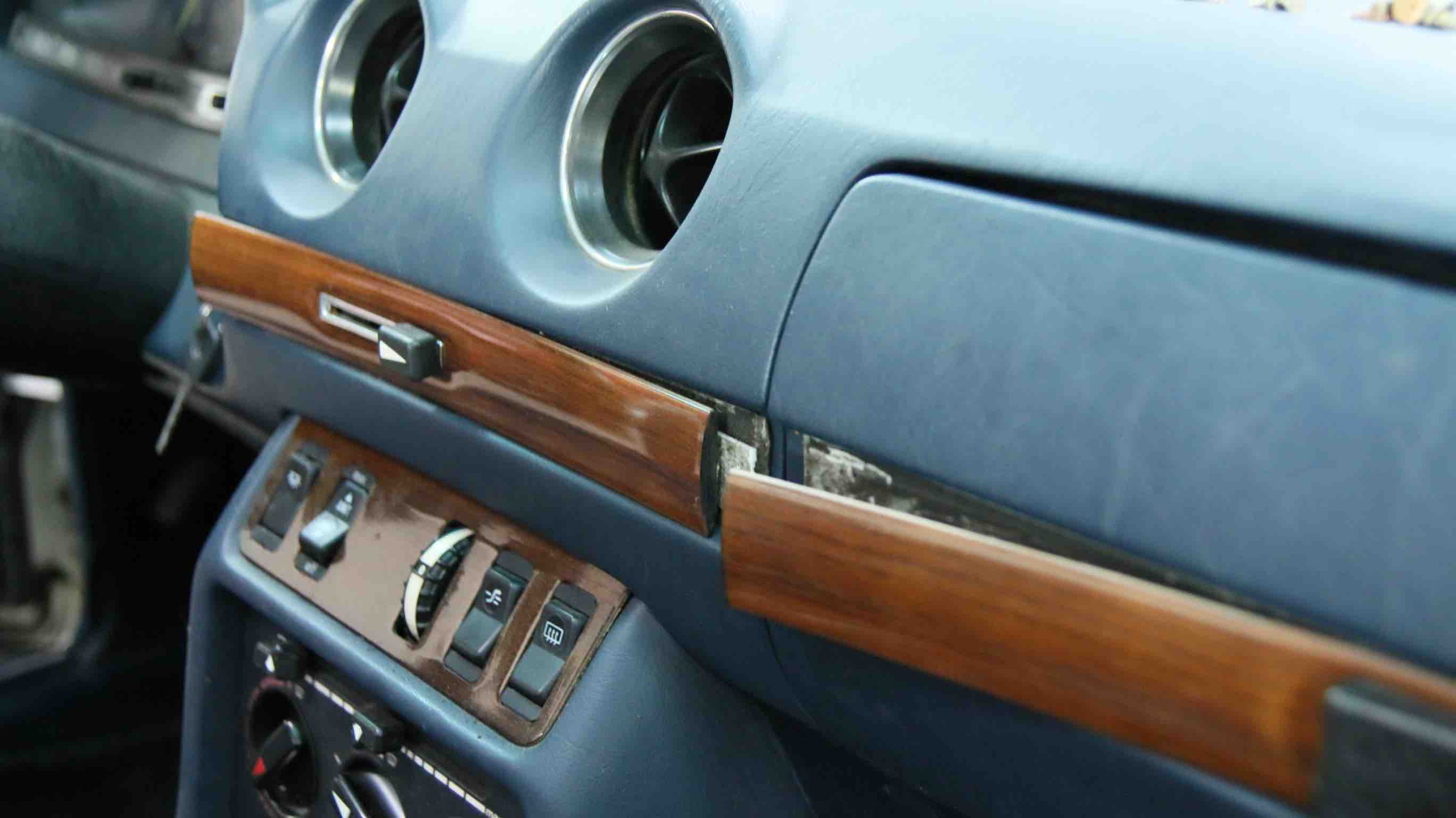 Mercedes deals w123 dashboard