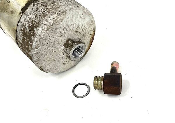 1970 to 1975 3.5 4.5 D-Jetronic Fuel Filter Inlet Special Fitting | Product  | MercedesSource.com