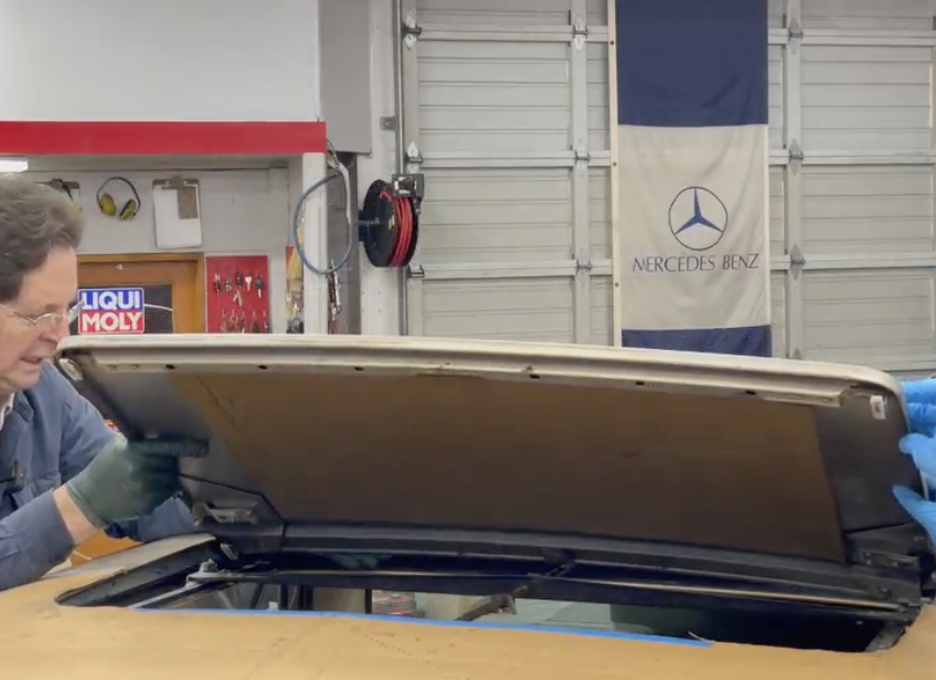 1962 to 1979 Power Sunroof Roof Panel Repair, Lubrication and