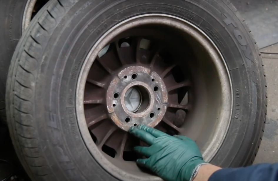 Better Way to Clean Corrosion on Alloy Wheel and Hub Mounting Surfaces ...