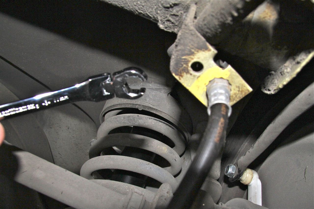 How Long Does It Take to Replace a Brake Line  
