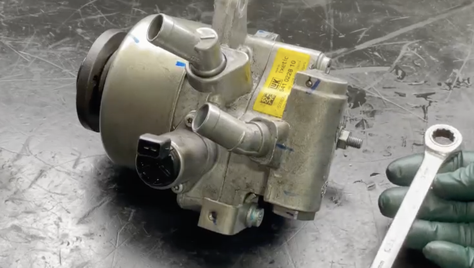 R230 SL500 ABC Pump Removal and Standard Pump Install - On Demand Video, Product
