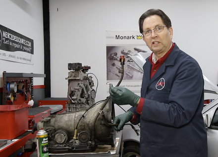 Mercedes Fill Tube Seal - On Demand Video