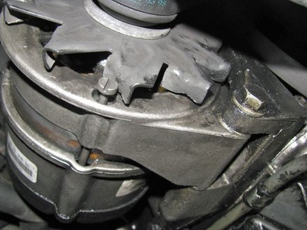 Alternator squeak clearance