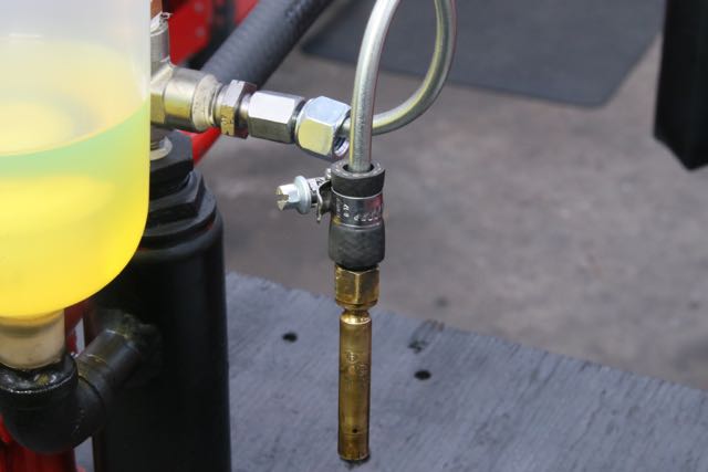 Fuel Injector Calibration & Testing Fluid includes Cleaning solution 4 Gas  Only