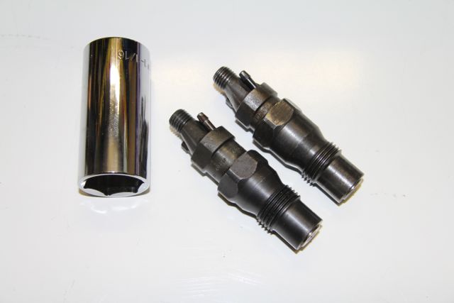 Mercedes diesel injector socket