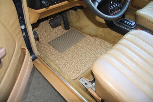 Mercedes 300d cocoa floor mats #4