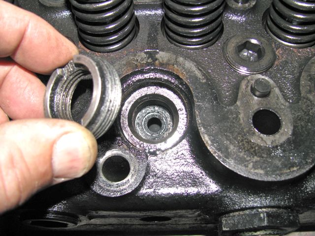 615 616 617 Diesel Engine Prechamber Collar Nut Product