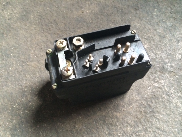 Mercedes 240d glow plug relay #6