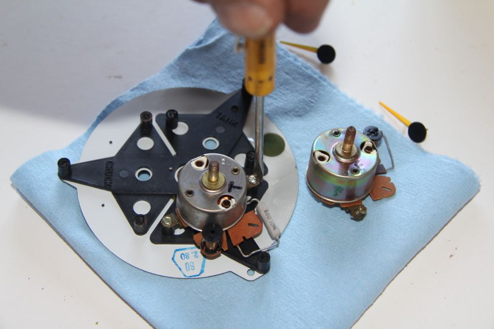 inaccurate or erratic fuel gauge electrical problemIllustration 1 Test Circuit For Mercedesbenz Ponton Fuel Gauge On #18