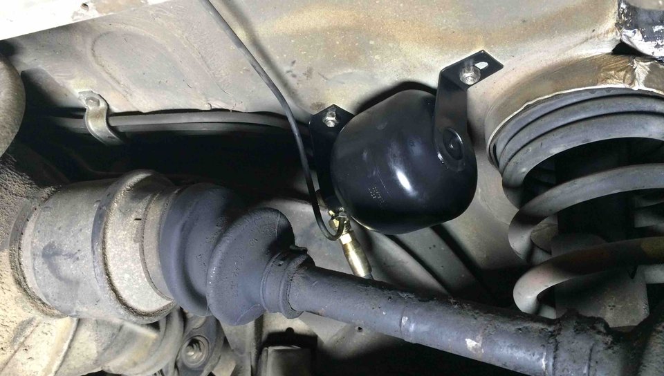 Mercedes SLS Accumulator Replacement Instructions On Demand Video